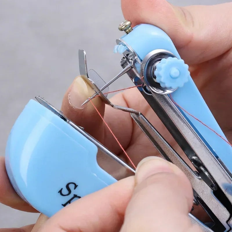 Mini máquina de coser Singtec®